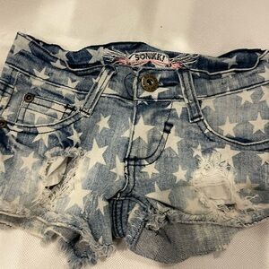 So Nikki size small distressed shorts with stars ✨
